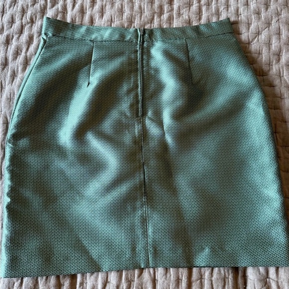H&M and Damask Skirt - Picture 3 of 4
